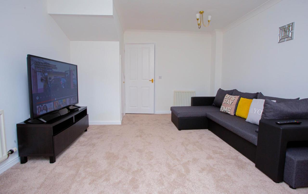 Intellect Suites Northampton Bagian luar foto