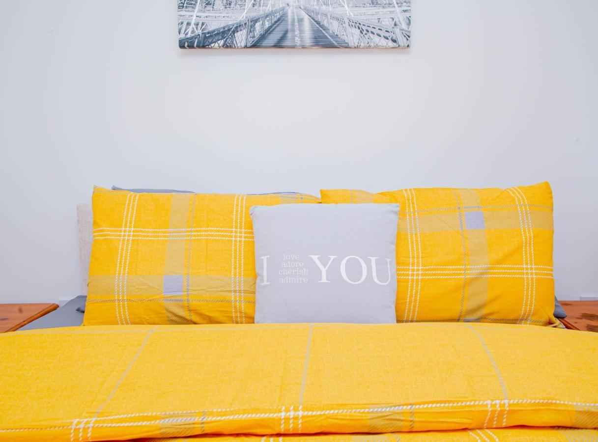 Intellect Suites Northampton Bagian luar foto