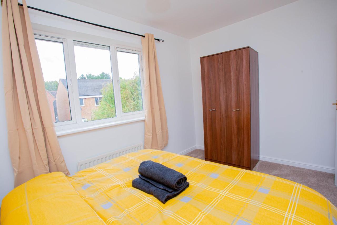 Intellect Suites Northampton Bagian luar foto