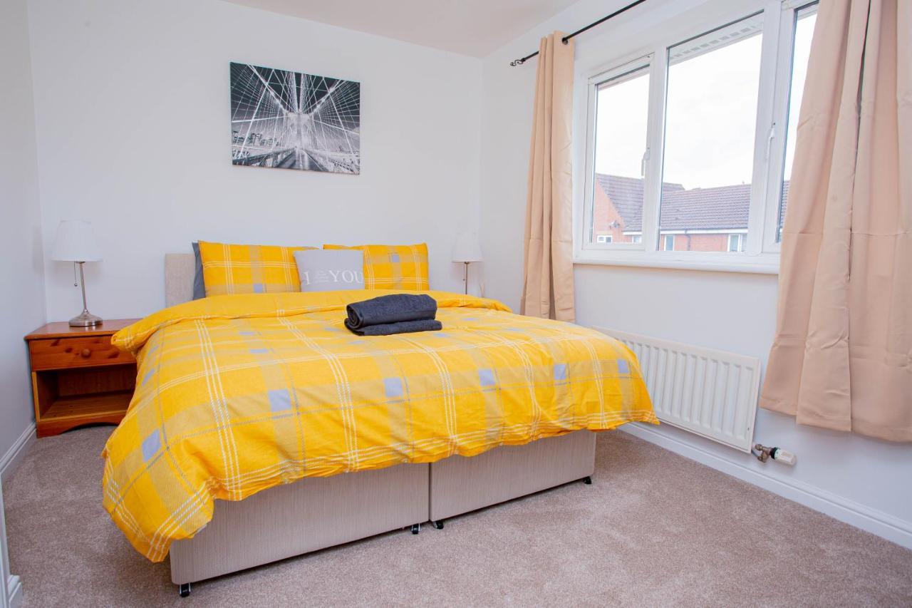 Intellect Suites Northampton Bagian luar foto