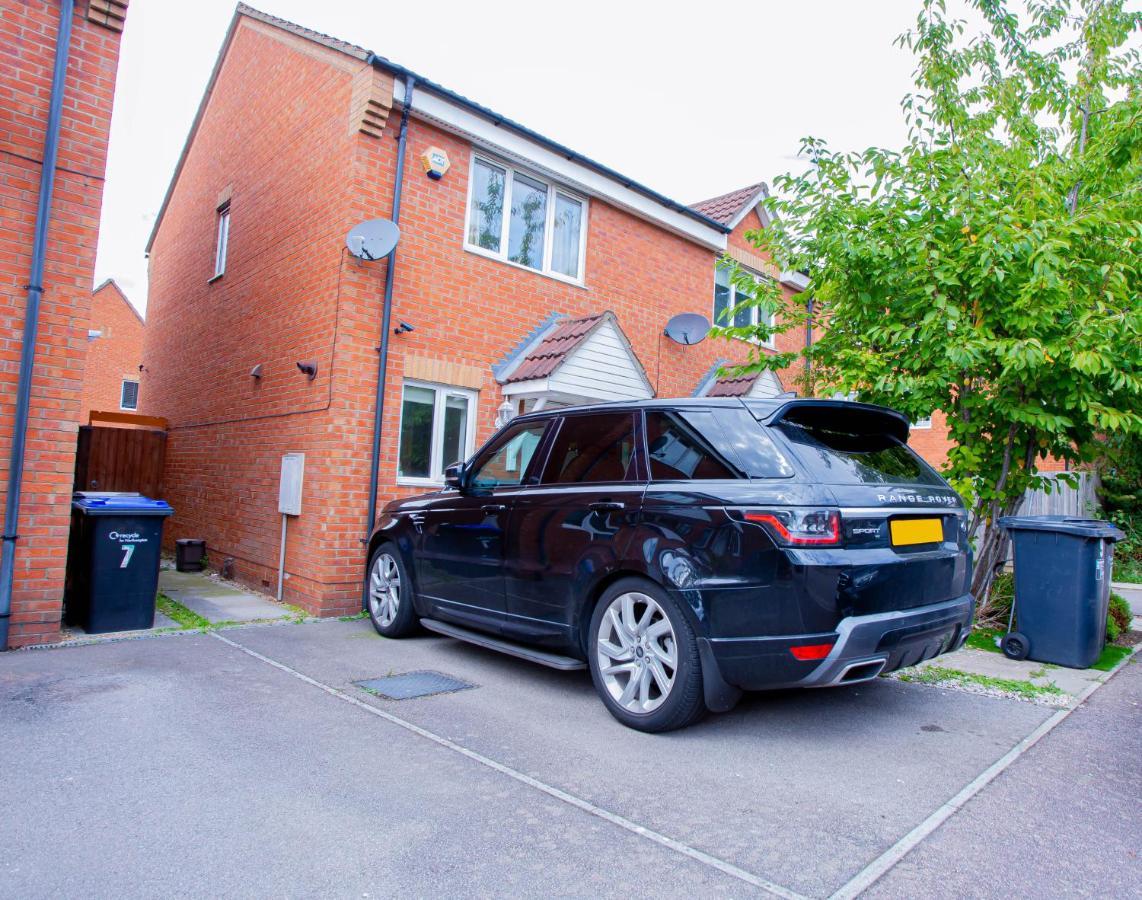 Intellect Suites Northampton Bagian luar foto